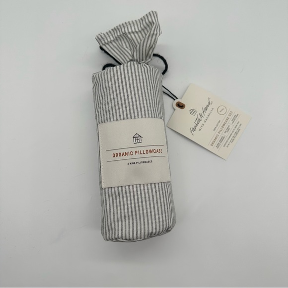 Hearth & Hand with Magnolia Organic Microstripe sour Cream King Pillowcase set - Picture 5 of 10